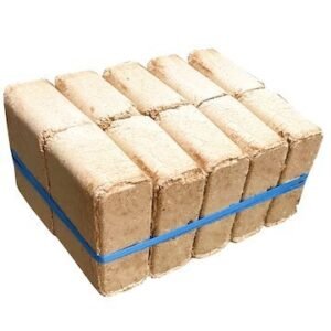 Buchenholzbriketts im Würfelformat – 100 % naturbelassenes Buchenholz, Restfeuchte 7-8%