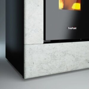 Freepoint Vega Pelletofen 10,5 kW – Naturstein-Verkleidung, Guss-Brennraum und Fernbedienung
