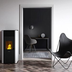 Freepoint Tesis wasserführender Pelletofen 22,8 kW – Weiß, für große Wohnbereiche mit Fernbedienung
