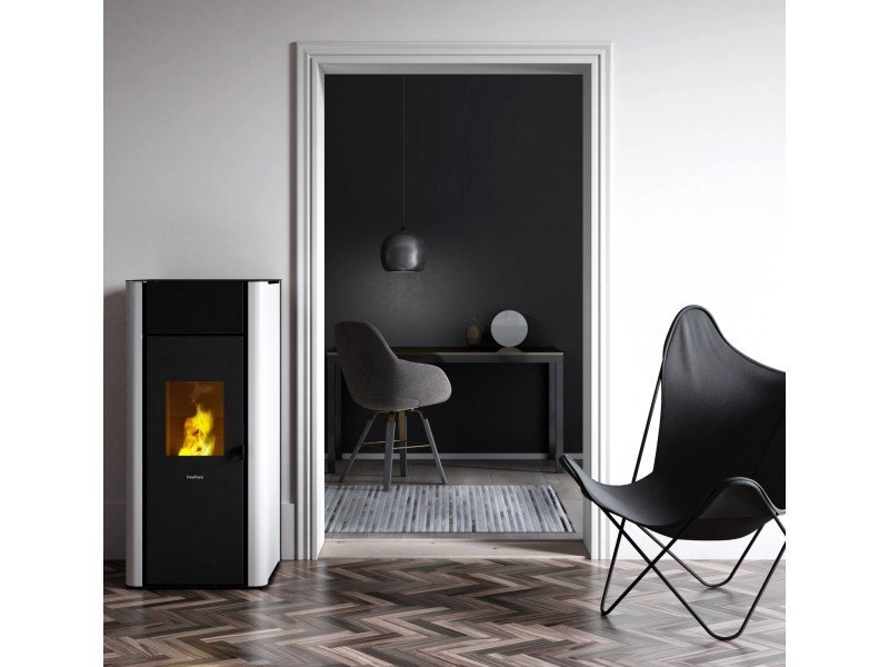 Freepoint Tesis wasserführender Pelletofen 22,8 kW – Weiß, für große Wohnbereiche mit Fernbedienung – Bild 2