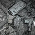 Heizfuxx Grillholzkohle aus europäischem Hartholz – Körnung 20–80 mm, Palette mit 36 Säcken à 10 kg