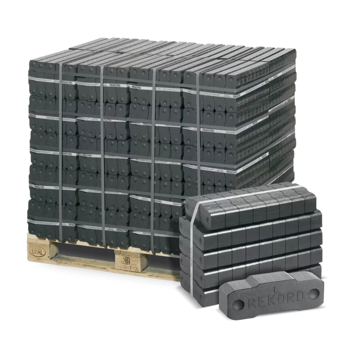 REKORD Braunkohlebriketts, Körnung 25–60 mm – Palette mit 40 Säcken à 25 kg